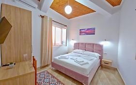 Enma Rooms